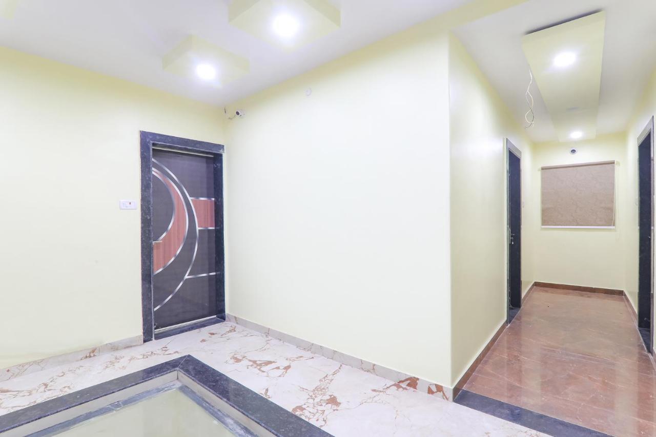מלון ורנאסי Fabexpress Gs Residency מראה חיצוני תמונה